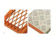 Safety Steps | Mesh or Aluminium Antislip chequer plate for food manufacturing & wet areas