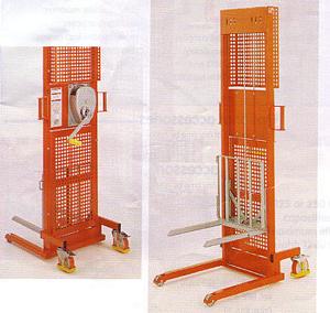 Midi Winch Lifter. Lifts 250kg 65 - 1500mm Ezi Lift manual handling aids including table lifts scissor lifts and component lifters 102528 