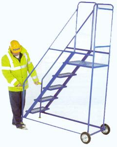 Tilt and go mobile steps, 3 treads Mobile Shipping Container Platform and Lorry Loading Platforms with Steps 58/s703.jpg
